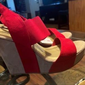 Chinese Laundry Wedges Size 9M